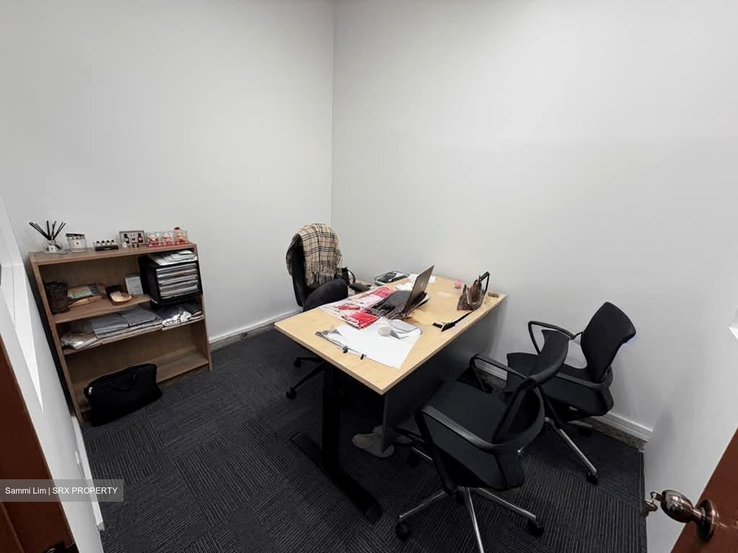 The Central (D1), Office #547567781